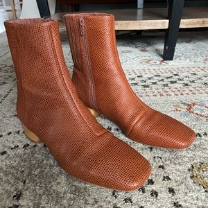 Charlotte Stone Henri Boot in Whiskey